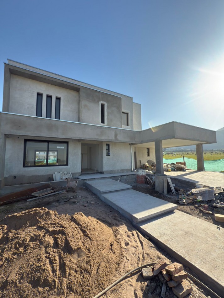 Vendo Casa en San Pablo Country - Etapa Buonaventura (3)