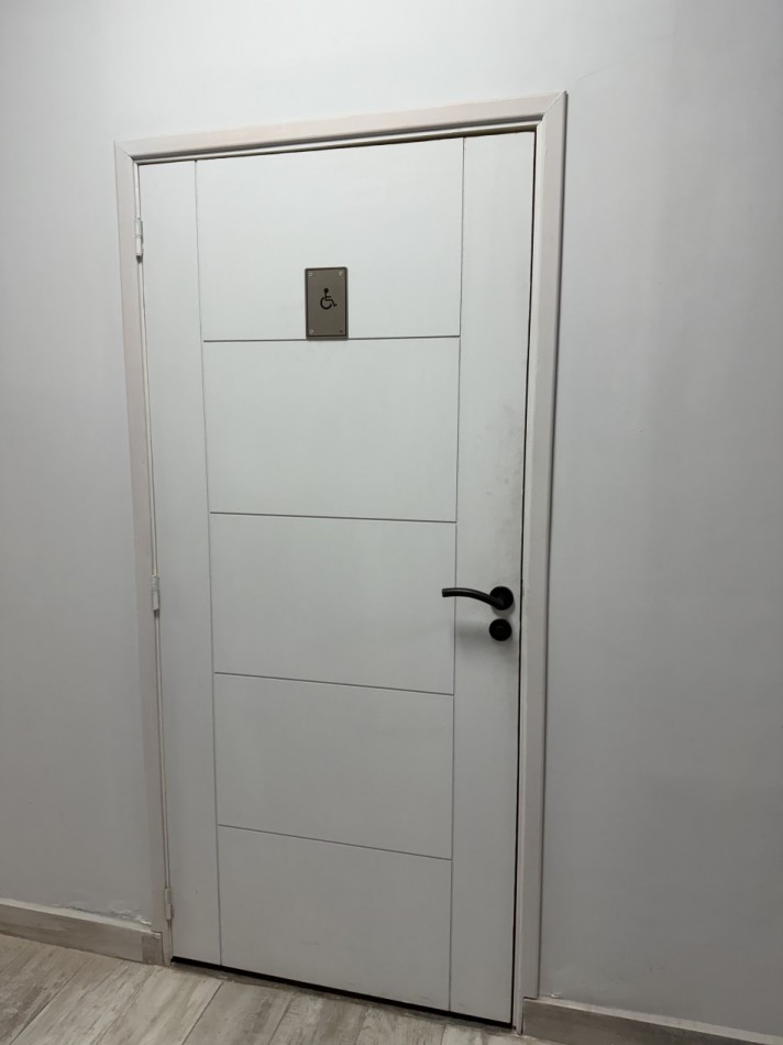 VENTA CENTRO MEDICO - A ESTRENAR- JUNIN AL 900